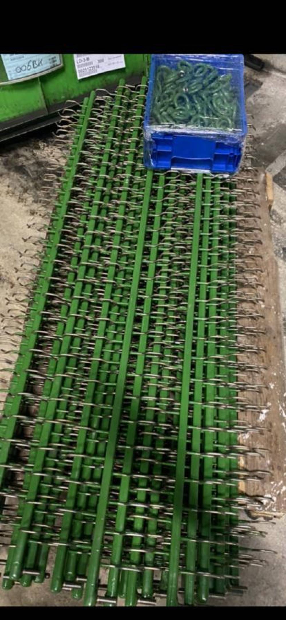 Stalak sa okvirom ili okvirni stalak